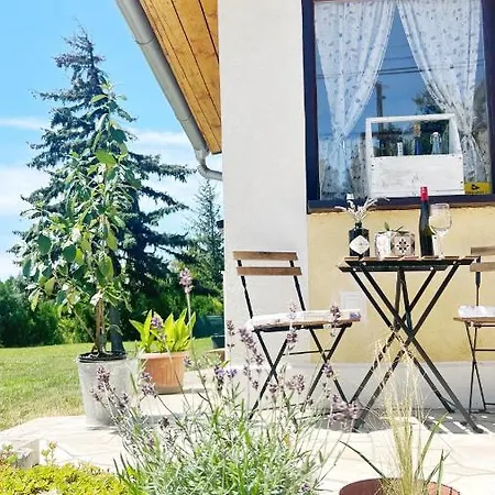 Lady Lavender House Apartmán *